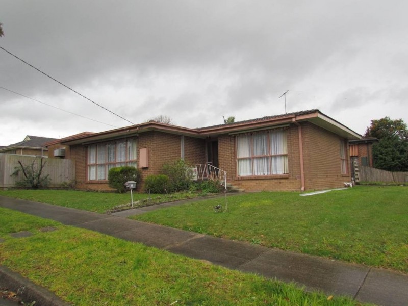 11 Luton Court, Rowville VIC 3178