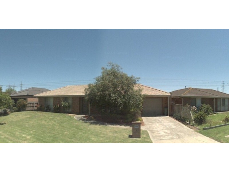71 Gipps Crescent, Cranbourne North VIC 3977