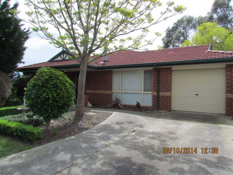 1 Yiota Court, Berwick VIC 3806