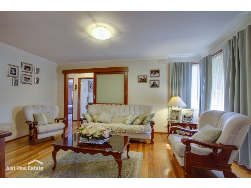 12 Fernwood Road, Narre Warren VIC 3805