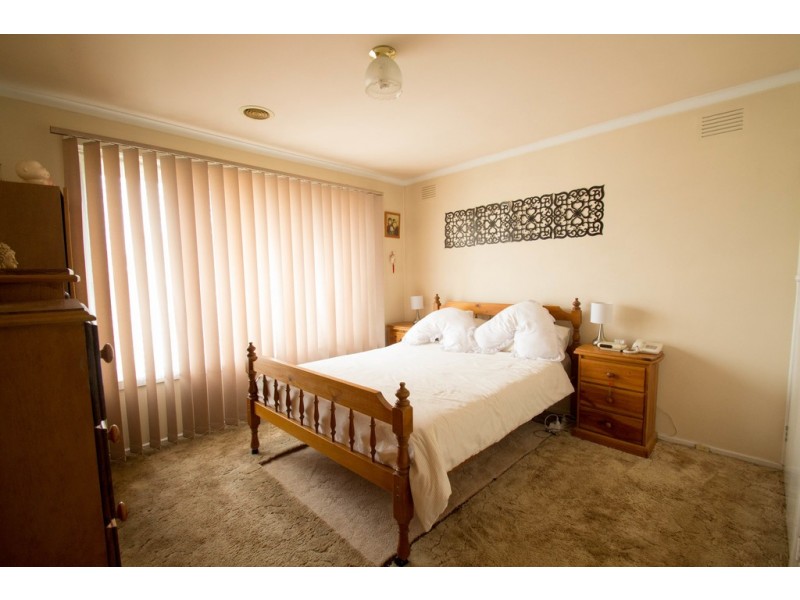 5 Capella Close, Doveton VIC 3177