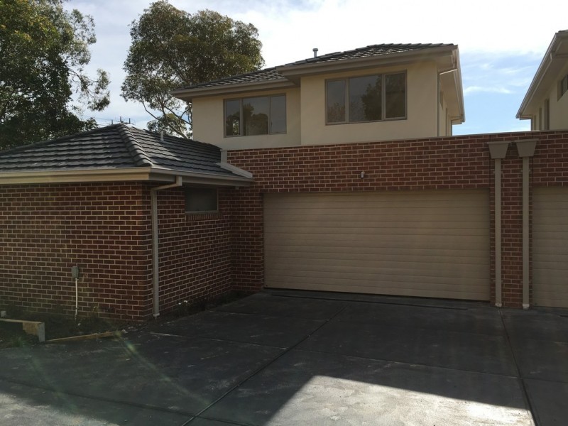 Unit 1- 6, 42 Buchanan Road, Berwick VIC 3806