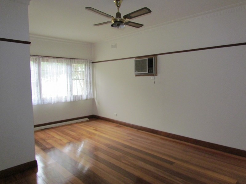 16 Brisbane Street, Berwick VIC 3806