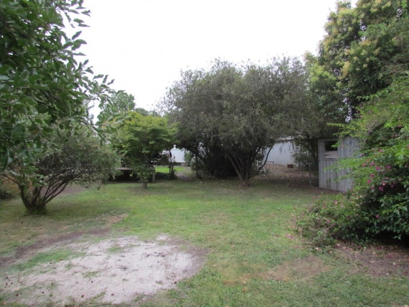 16 Brisbane Street, Berwick VIC 3806