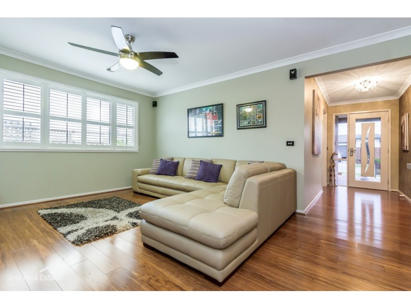 13 Victory Drive, Pakenham VIC 3810