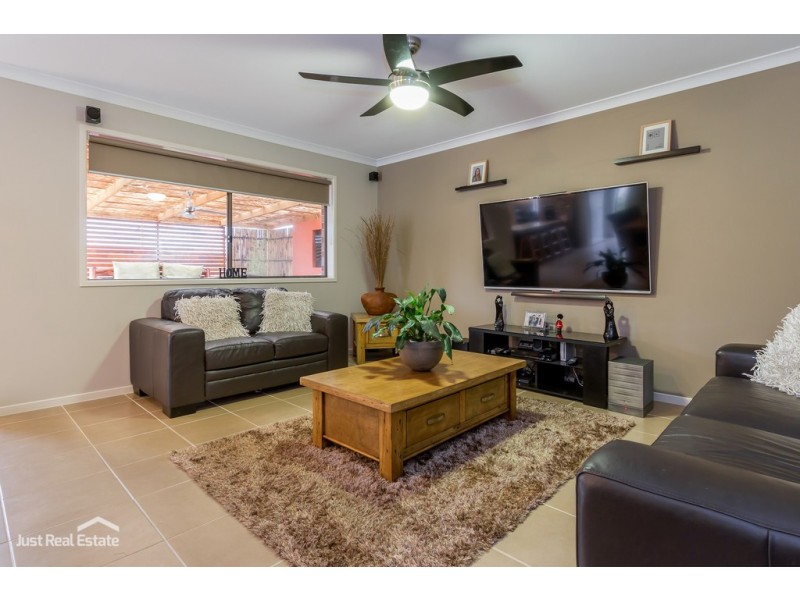 13 Victory Drive, Pakenham VIC 3810