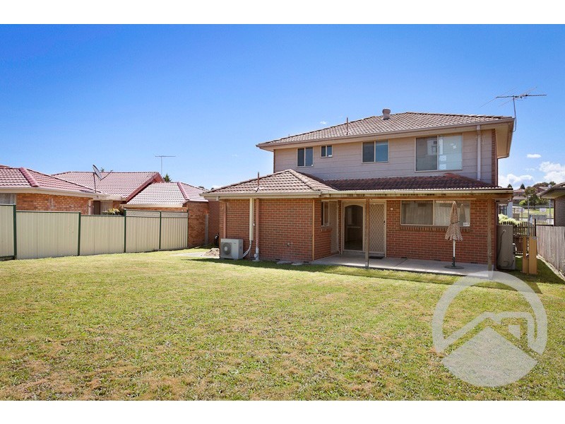 76 Thomas Mitchell Drive, Endeavour Hills VIC 3802