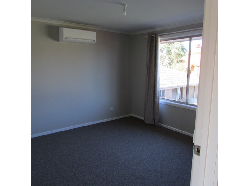 76 Thomas Mitchell Drive, Endeavour Hills VIC 3802