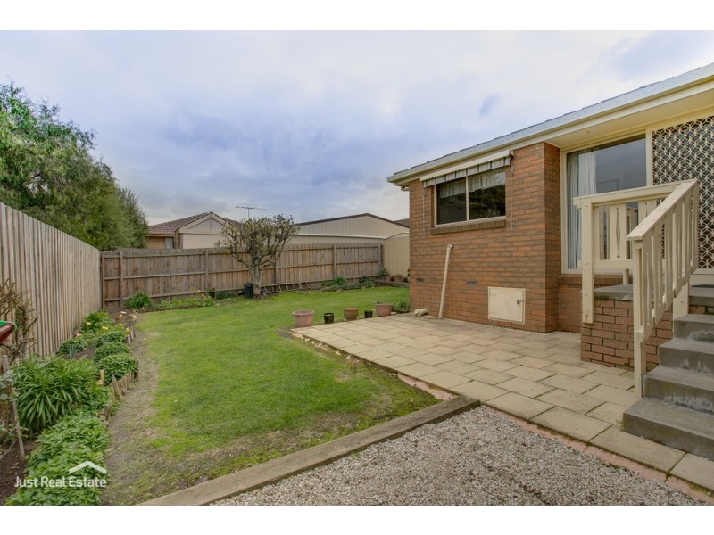 4 Foulds Court, Berwick VIC 3806