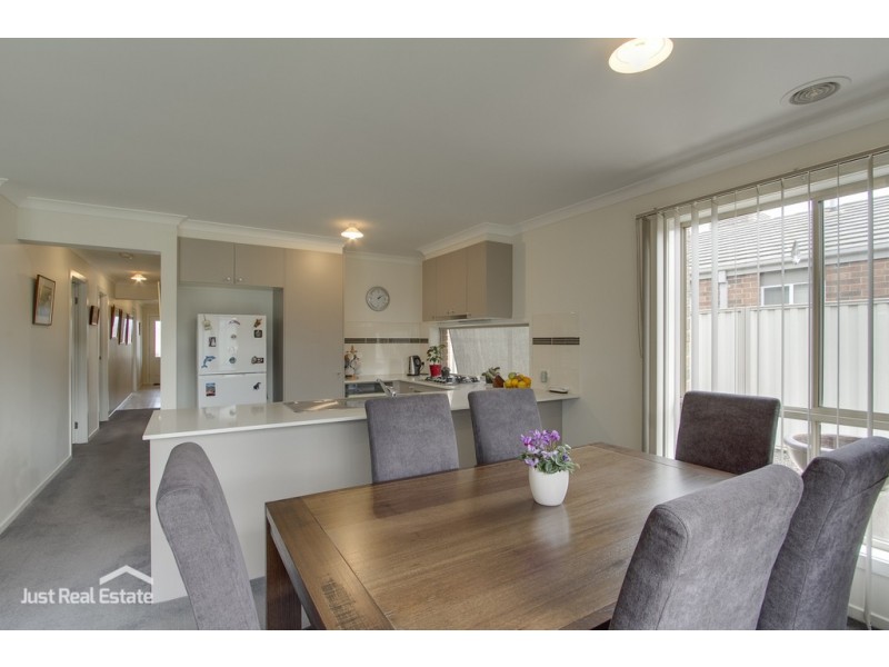 20 Victory Drive, Pakenham VIC 3810