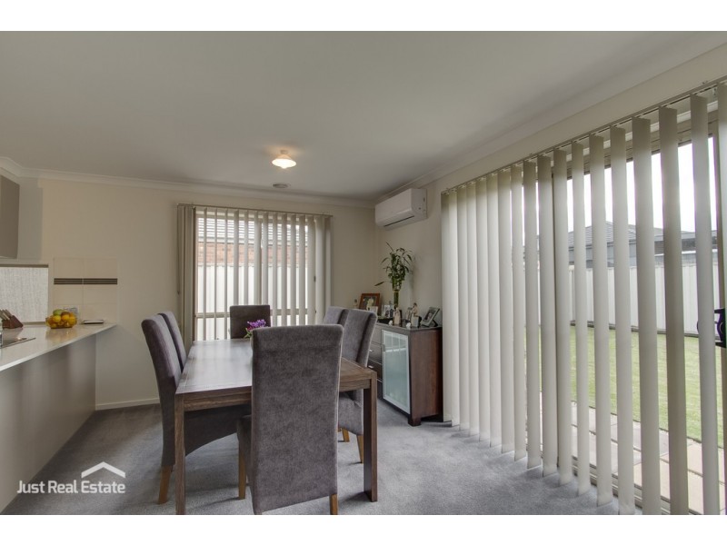 20 Victory Drive, Pakenham VIC 3810