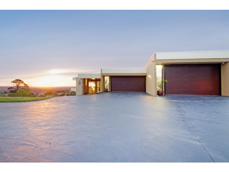10 Panoramic Terrace, Berwick VIC 3806