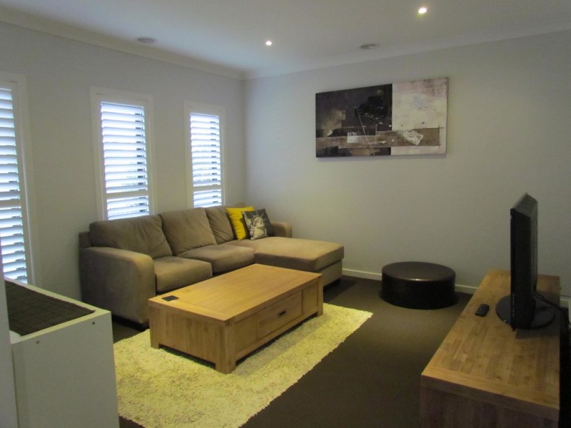 5 Ramsay Close, Pakenham VIC 3810