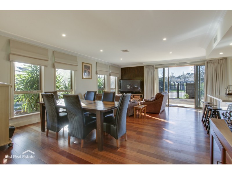 Unit 6/3 Paddington Terrace, Berwick VIC 3806