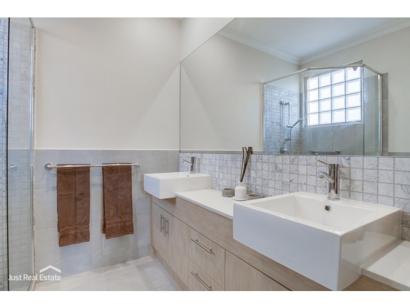 Unit 6/3 Paddington Terrace, Berwick VIC 3806