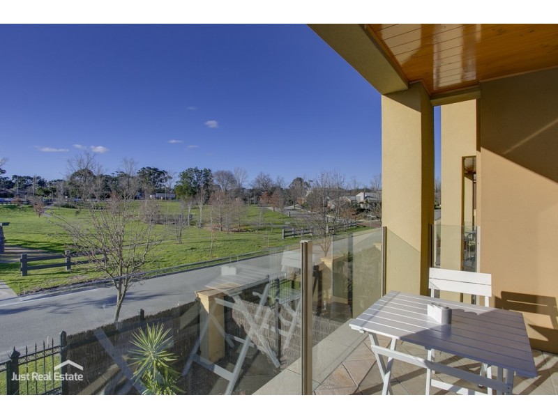 Unit 6/3 Paddington Terrace, Berwick VIC 3806