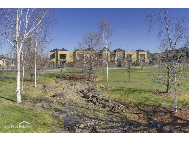 Unit 6/3 Paddington Terrace, Berwick VIC 3806