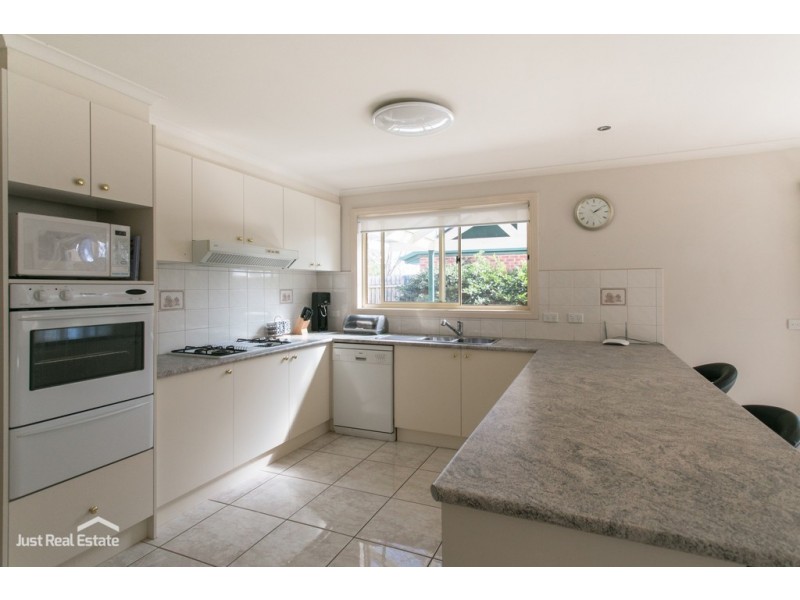 3 Yiota Court, Berwick VIC 3806