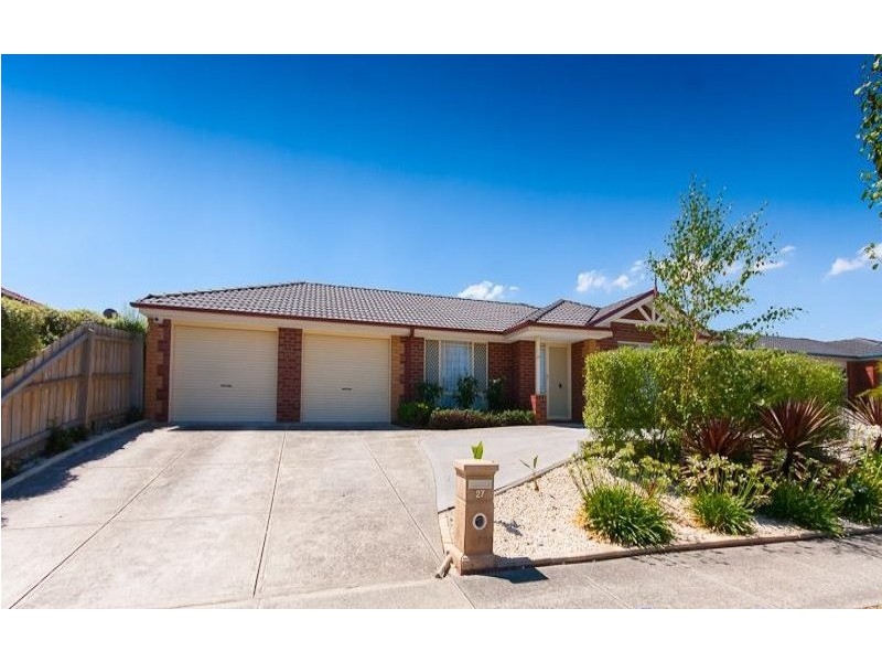 27 Hartsmere Drive, Berwick VIC 3806