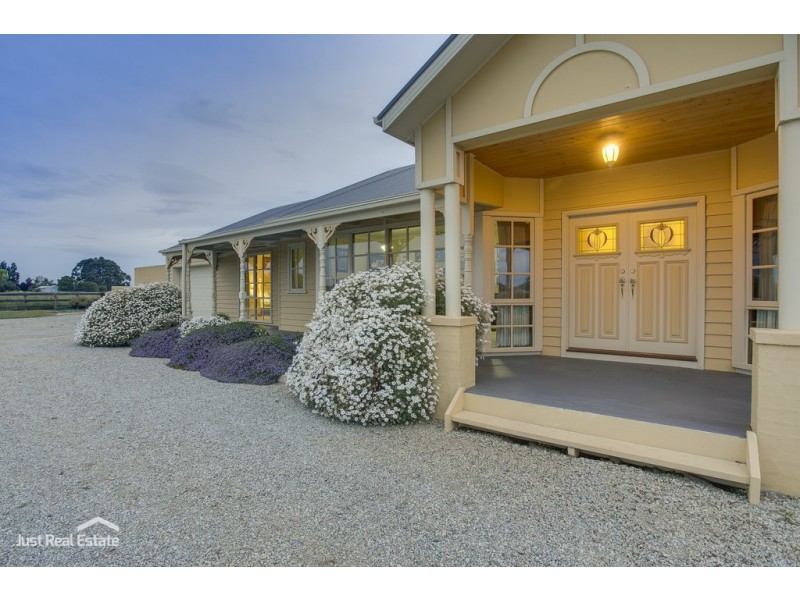 50 Parish Road, Iona VIC 3815
