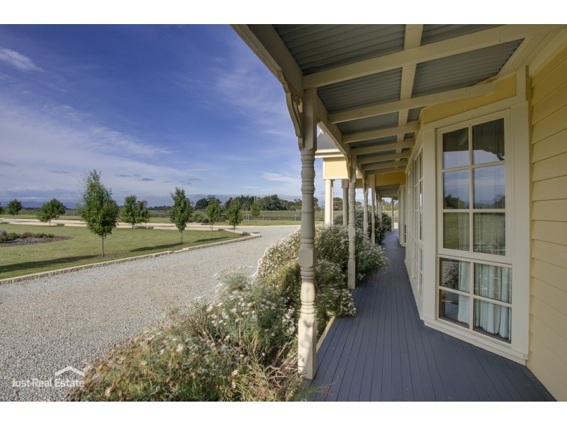 50 Parish Road, Iona VIC 3815