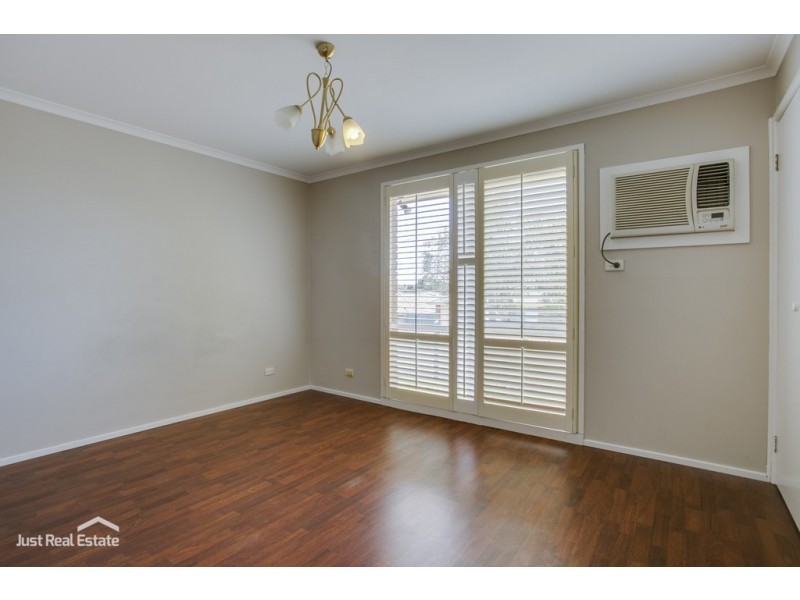 72 Springfield Crescent, Hampton Park VIC 3976