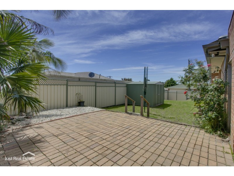 72 Springfield Crescent, Hampton Park VIC 3976