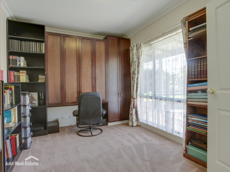 10 Grace Court, Narre Warren North VIC 3804