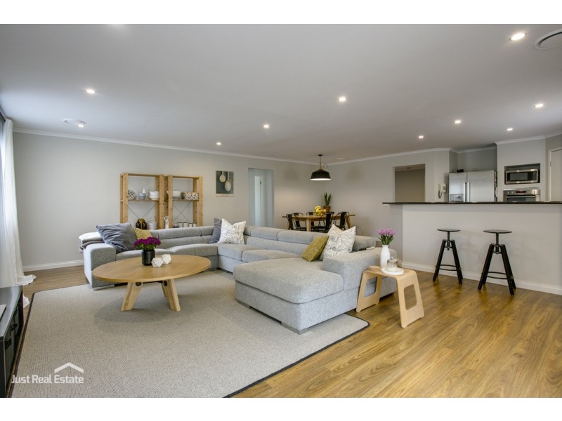 7 Cullen Close, Berwick VIC 3806