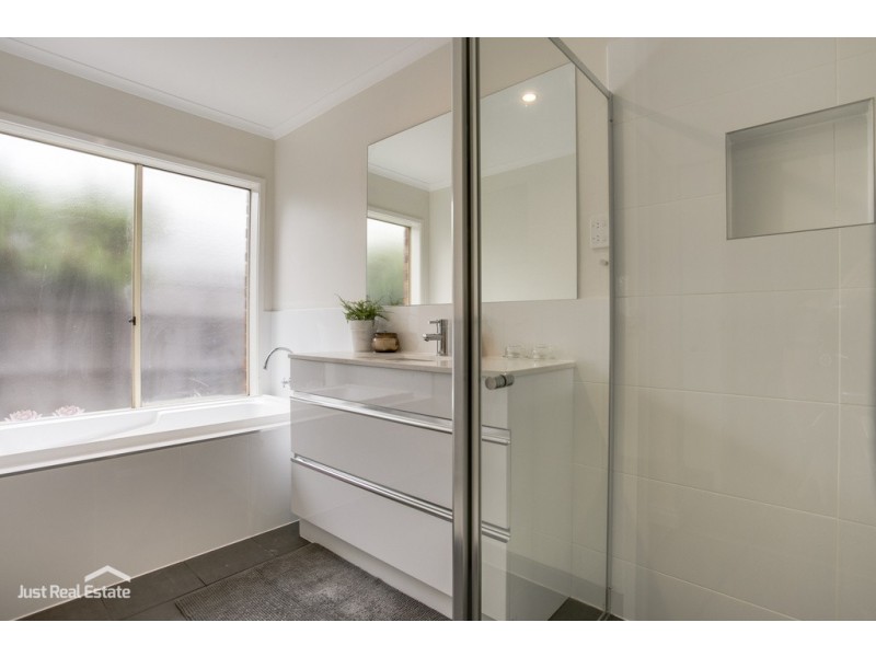 7 Cullen Close, Berwick VIC 3806