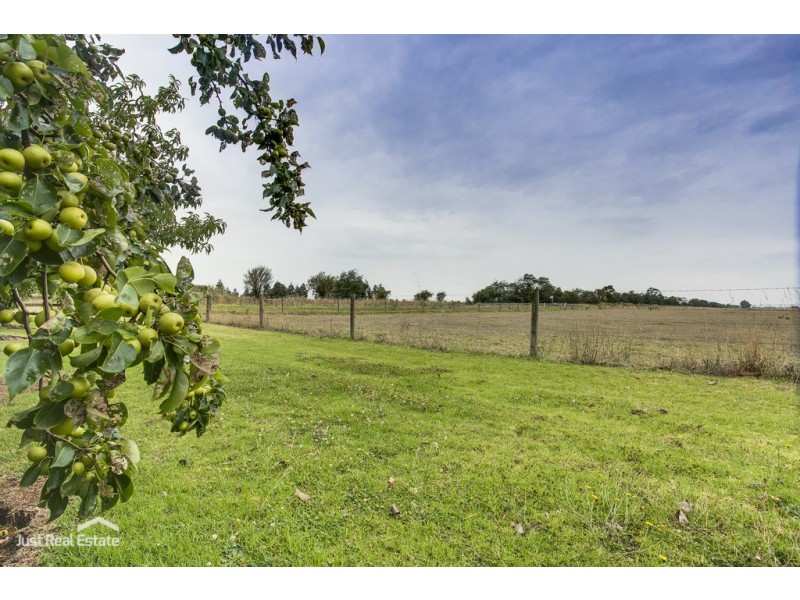 160 Number Seven Drain Road, Bayles VIC 3981