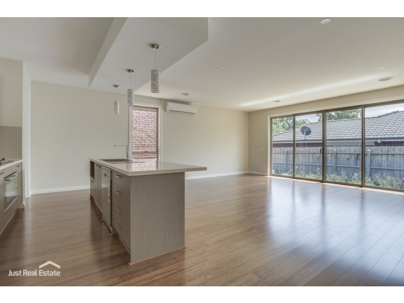 Unit 1, 42 Buchanan Road, Berwick VIC 3806