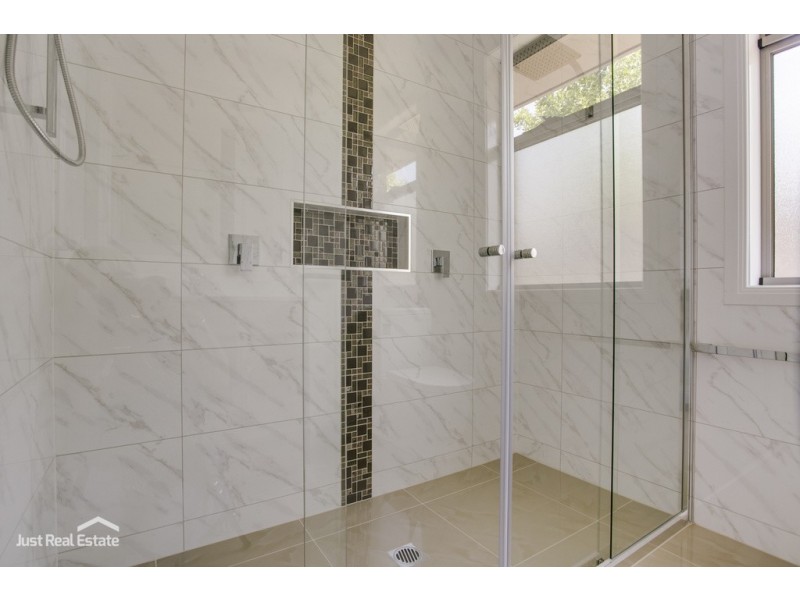 Unit 1, 42 Buchanan Road, Berwick VIC 3806