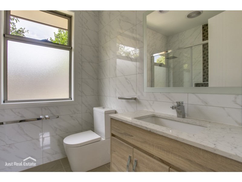 Unit 3, 42 Buchanan Road, Berwick VIC 3806