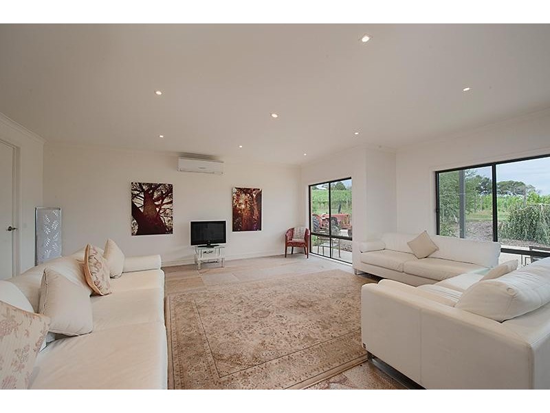 43 School Road, Labertouche VIC 3816