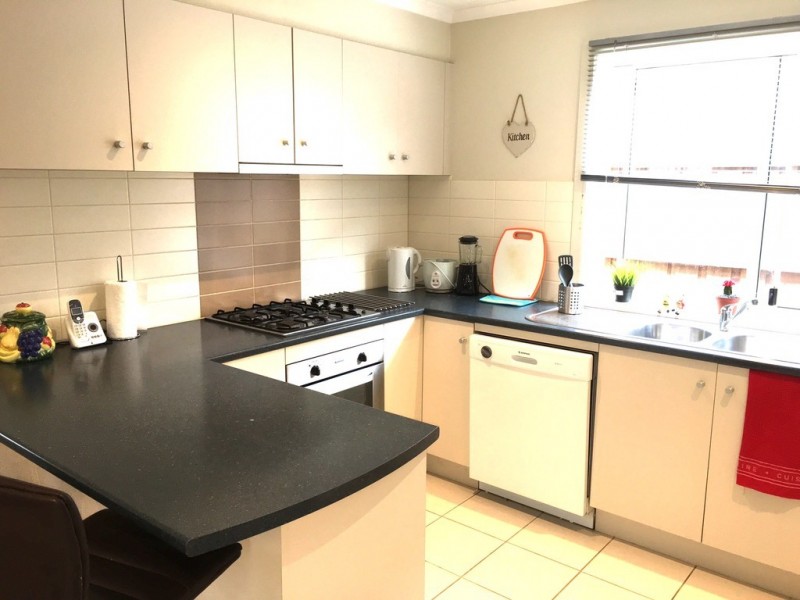 71 Melzak Way, Berwick VIC 3806