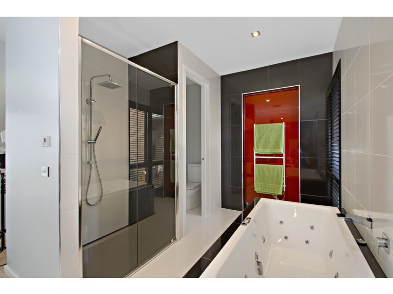 10 Panoramic Terrace, Berwick VIC 3806