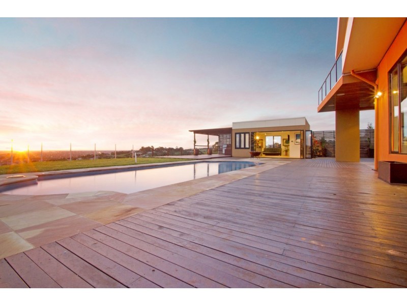 10 Panoramic Terrace, Berwick VIC 3806