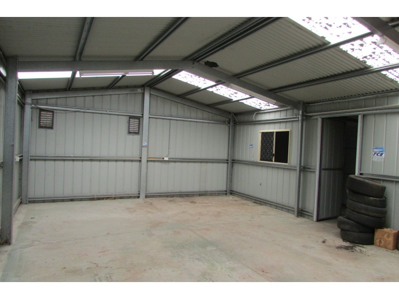 435 Princes Highway, Officer VIC 3809