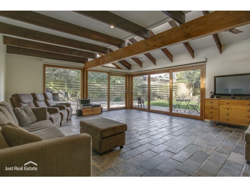 26 Stoney Creek Road, Beaconsfield Upper VIC 3808