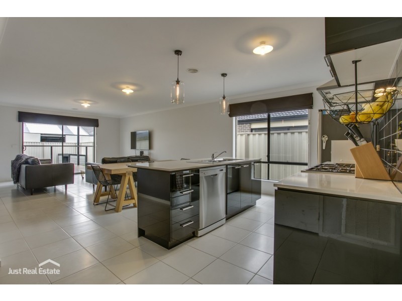 7 Romina Street, Pakenham VIC 3810
