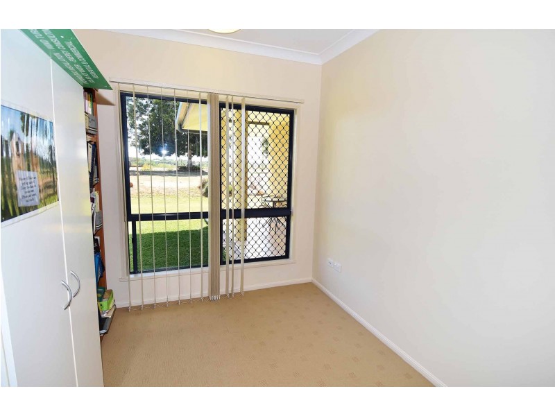 16 Jardine Street, Charters Towers QLD 4820