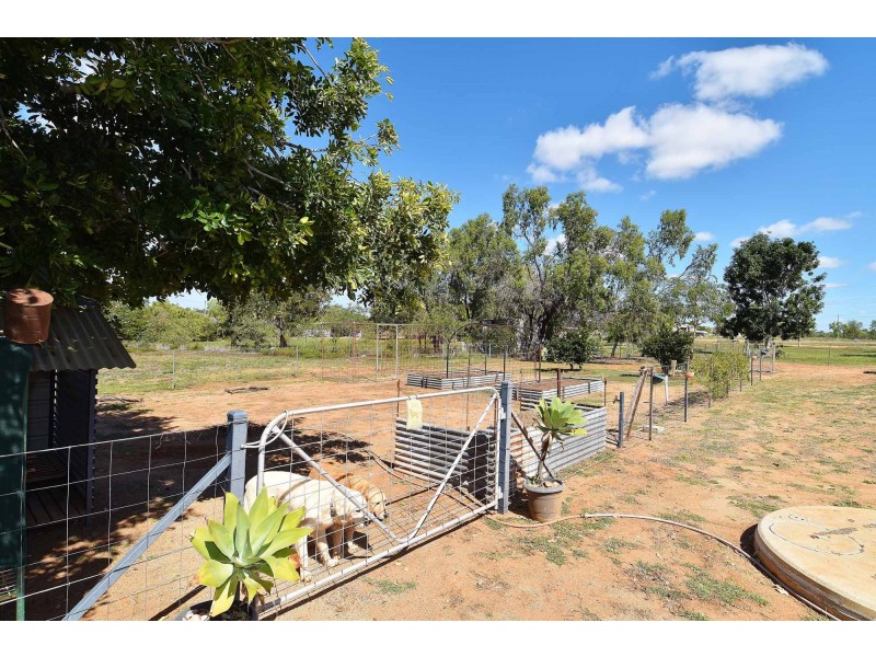 16 Jardine Street, Charters Towers QLD 4820