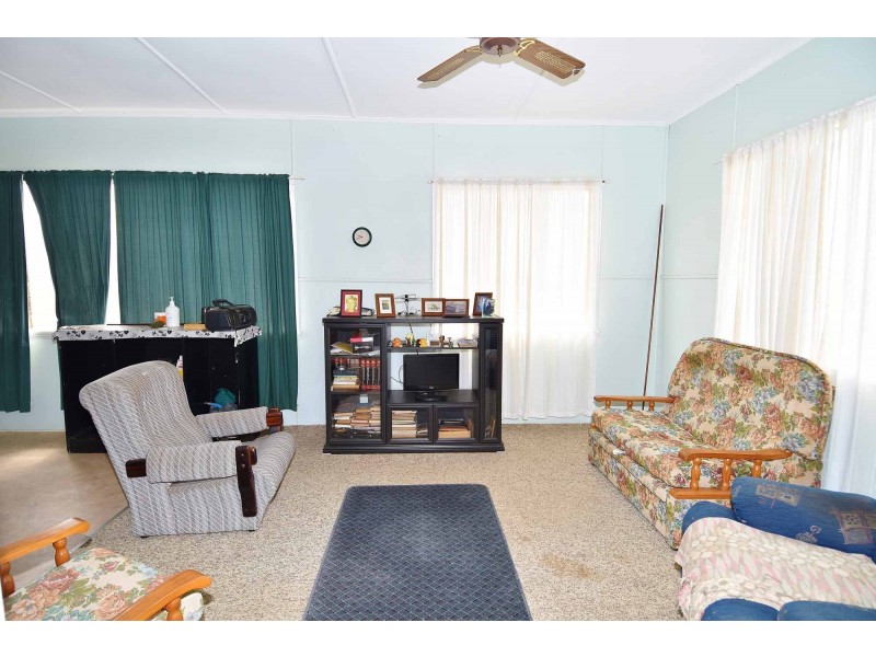 116 Charters Towers, Charters Towers QLD 4820