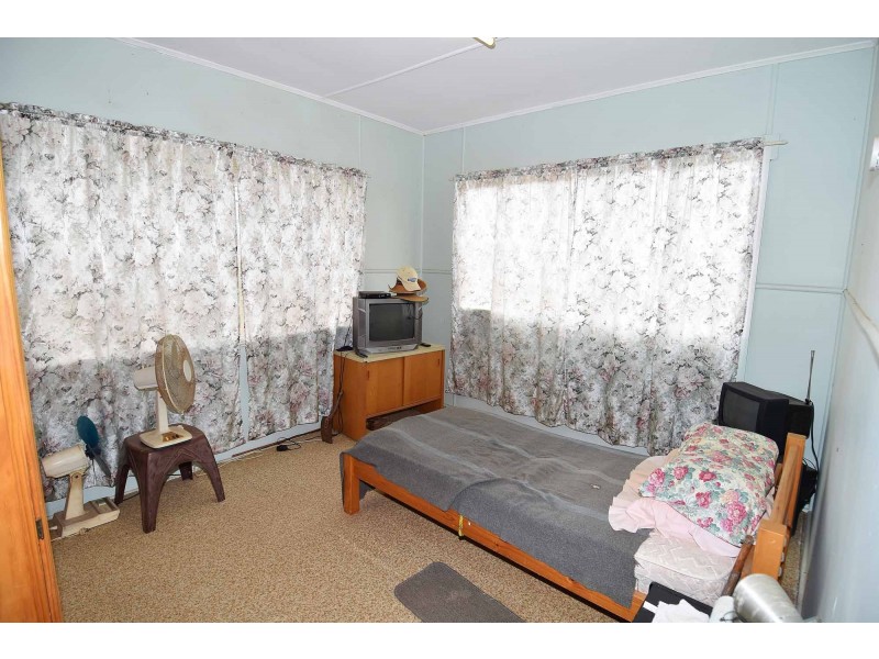 116 Charters Towers, Charters Towers QLD 4820