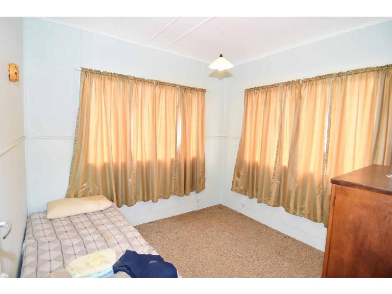 116 Charters Towers, Charters Towers QLD 4820