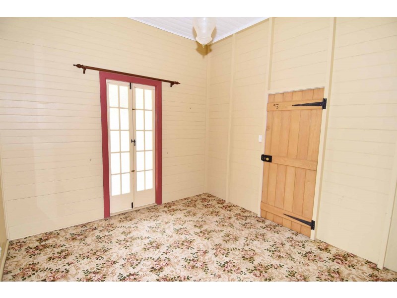 22 ANNE STREET, Charters Towers QLD 4820