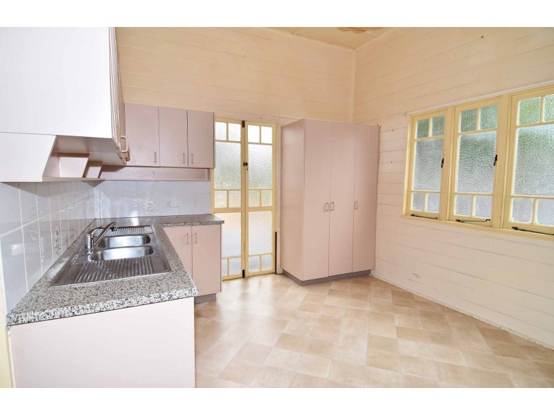 22 ANNE STREET, Charters Towers QLD 4820