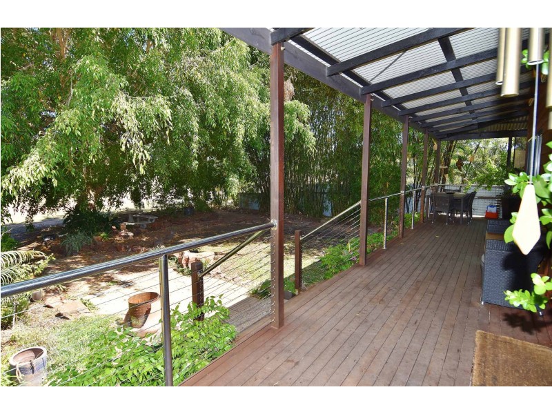 4 WATER STREET, Richmond Hill QLD 4820