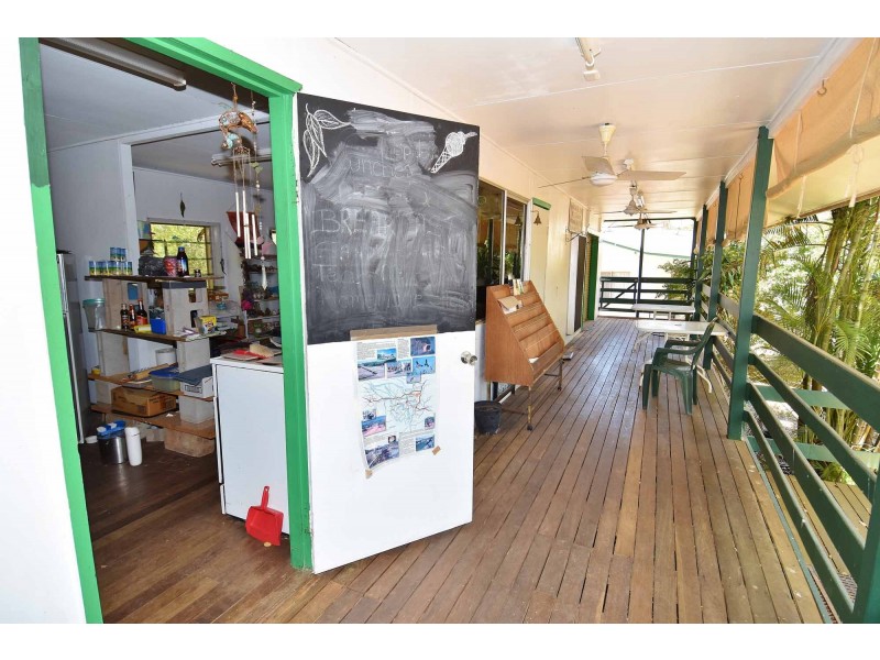 10 REDBANK DRIVE, Greenvale QLD 4816